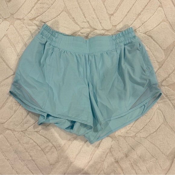 Lululemon Tiffany Blue Women's Hotty Hot Shorts - Picture 1 of 5